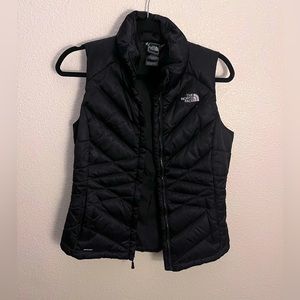 Women’s North Face vest